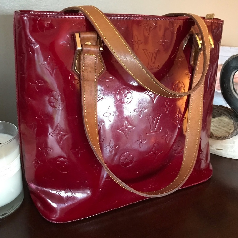 Louis Vuitton Pomme D’Amour Vernis Houston bag - Picture 4 of 16